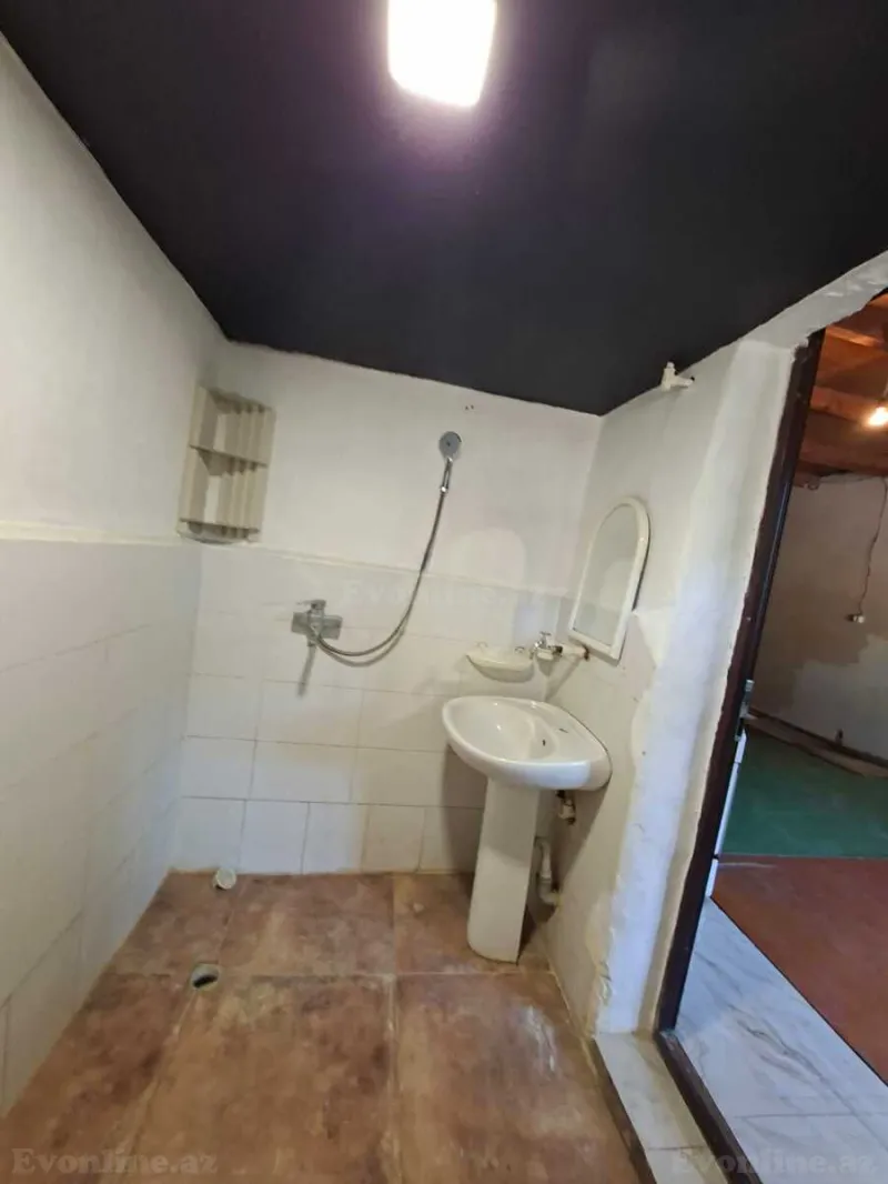 Kirayə verilir 3 otaqlı Həyət evi 120 m² Neftçilər m. - şəkil 9