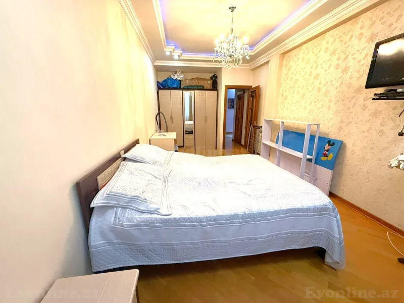 Satılır 4 otaqlı Mənzil Yeni tikili 155 m² 28 May m. - şəkil 5