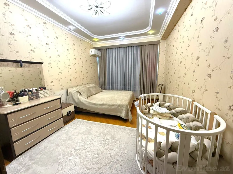 Satılır 4 otaqlı Mənzil Yeni tikili 155 m² 28 May m. - şəkil 6