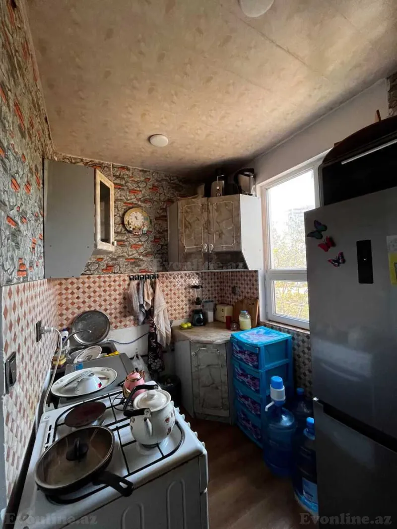 Satılır 2 otaqlı Mənzil Köhnə tikili 55 m² Memar Əcəmi m. - şəkil 4