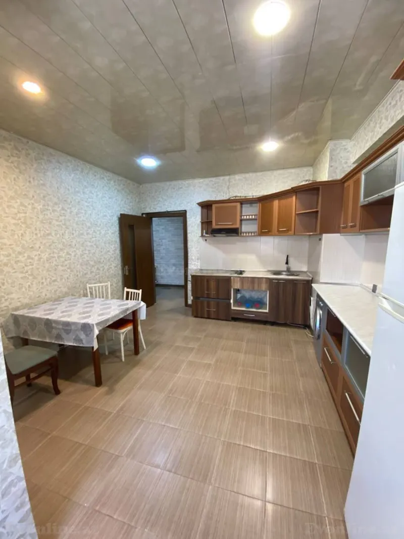 Kirayə verilir 2 otaqlı Mənzil Yeni tikili 93 m² İnşaatçılar m. - şəkil 6
