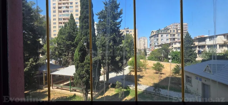Kirayə verilir 3 otaqlı Mənzil Yeni tikili 137 m² İnşaatçılar m. - şəkil 10