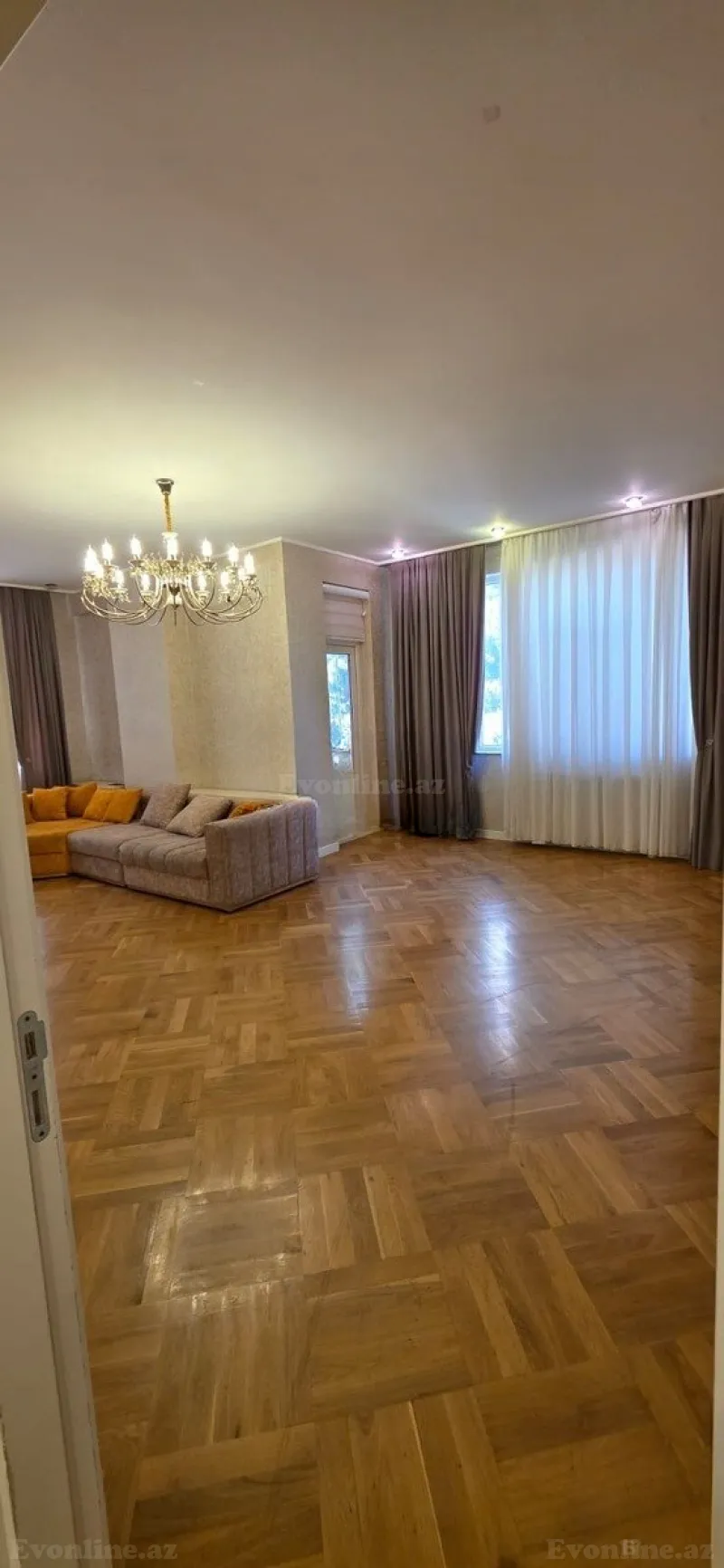 Kirayə verilir 3 otaqlı Mənzil Yeni tikili 137 m² İnşaatçılar m. - şəkil 11