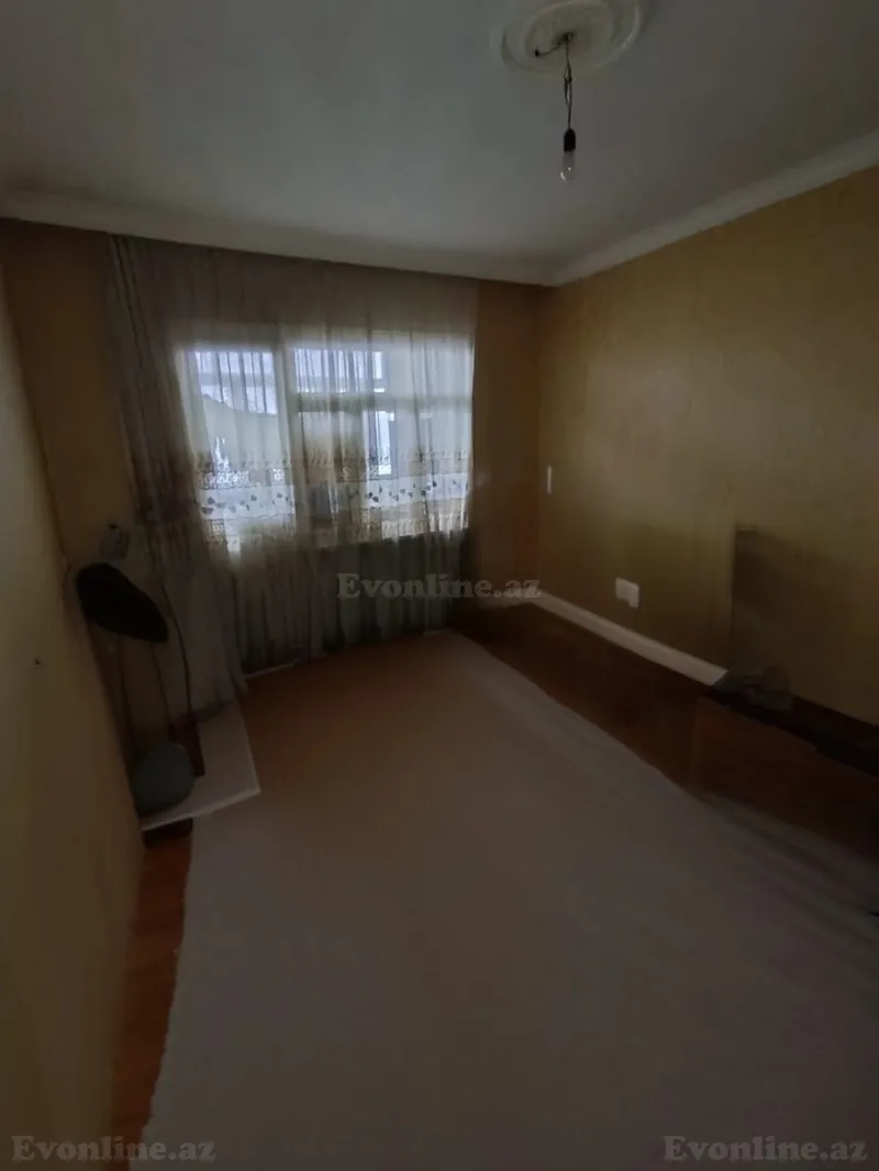 Satılır 3 otaqlı Mənzil Köhnə tikili 74 m² Sumqayıt - şəkil 2