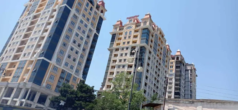 2 otaqlı Mənzil 65 m² 28 May m. Satılır