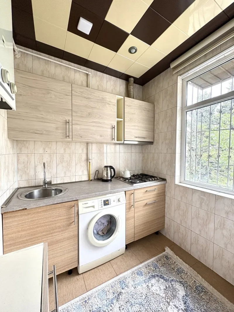 Kirayə verilir 2 otaqlı Mənzil Köhnə tikili 48 m² Memar Əcəmi m. - şəkil 6