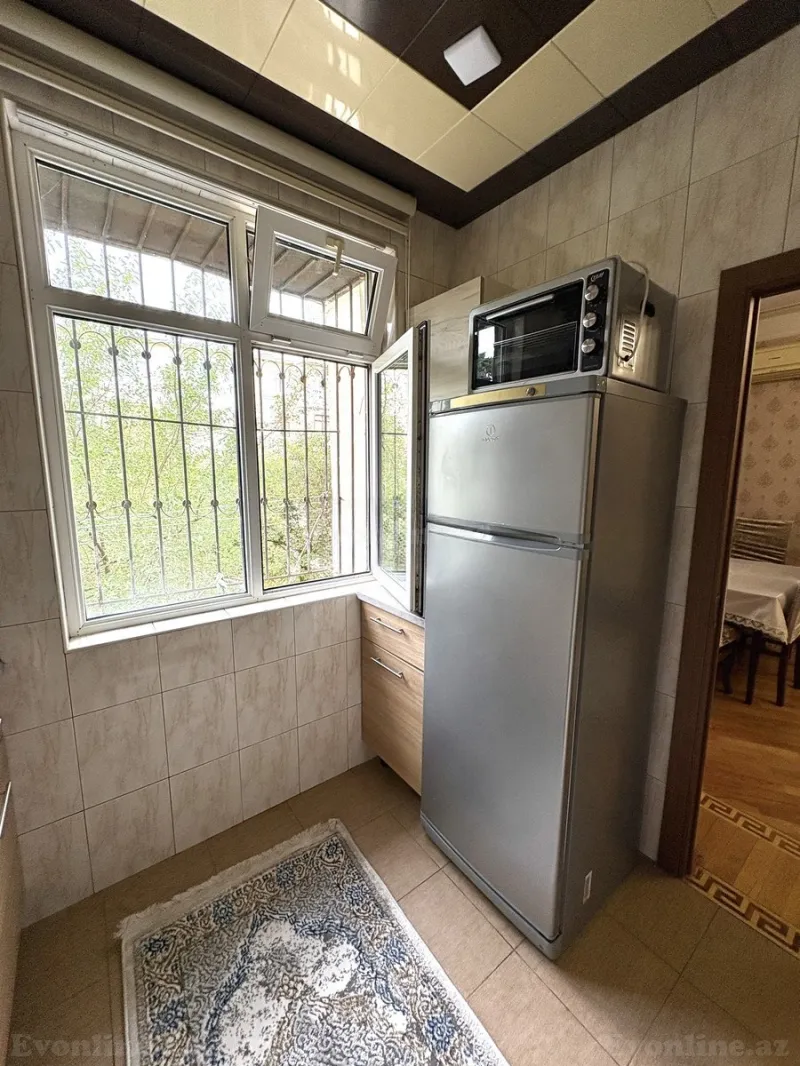 Kirayə verilir 2 otaqlı Mənzil Köhnə tikili 48 m² Memar Əcəmi m. - şəkil 7