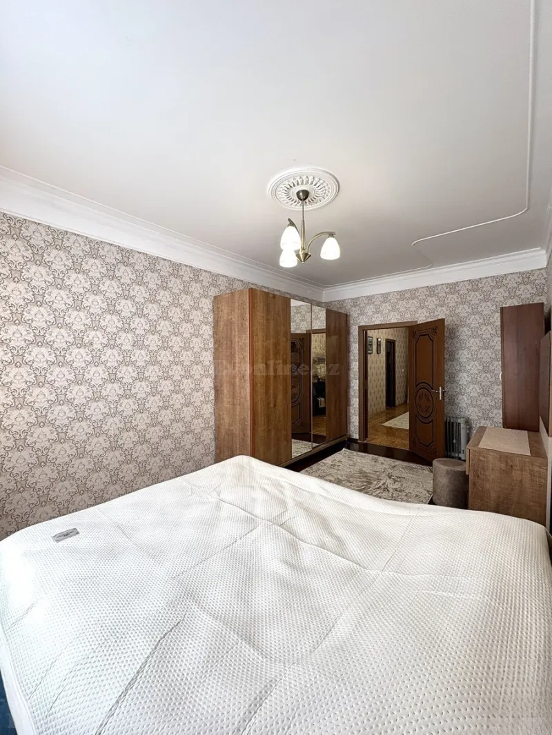 Kirayə verilir 2 otaqlı Mənzil Köhnə tikili 48 m² Memar Əcəmi m. - şəkil 14