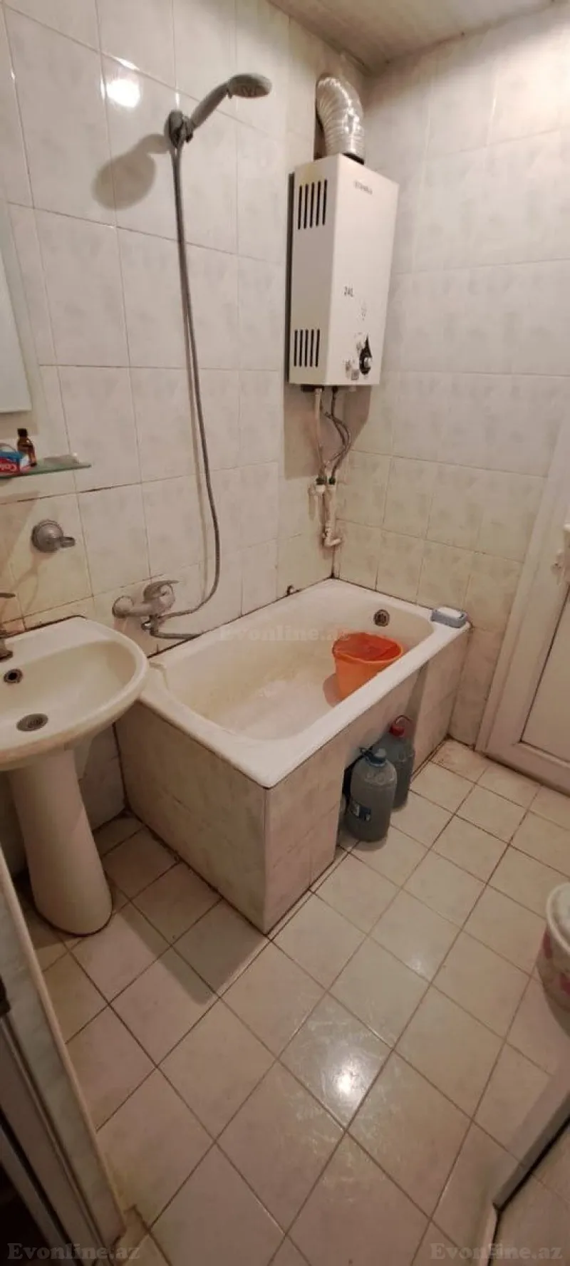 Satılır 3 otaqlı Mənzil Köhnə tikili 70 m² 7-ci mikrorayon - şəkil 15