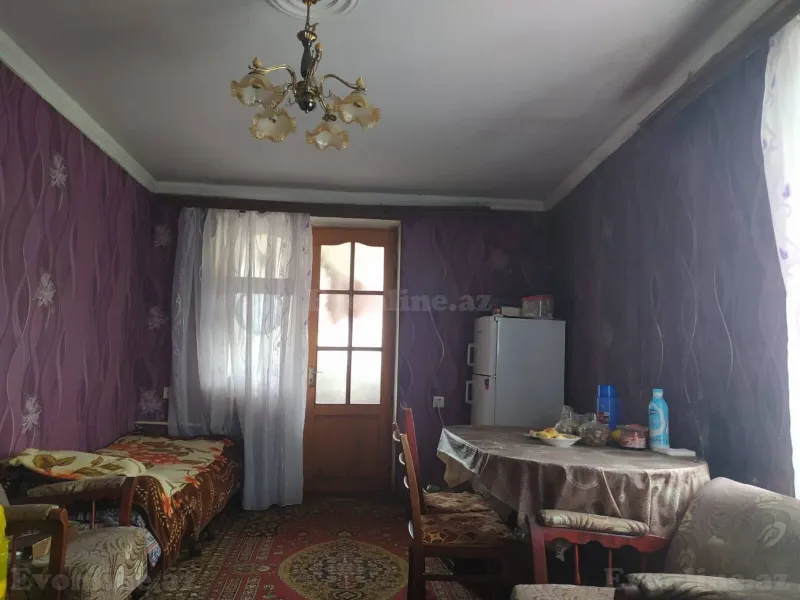 Kirayə verilir 1 otaqlı Mənzil Köhnə tikili 32 m² İnşaatçılar m.