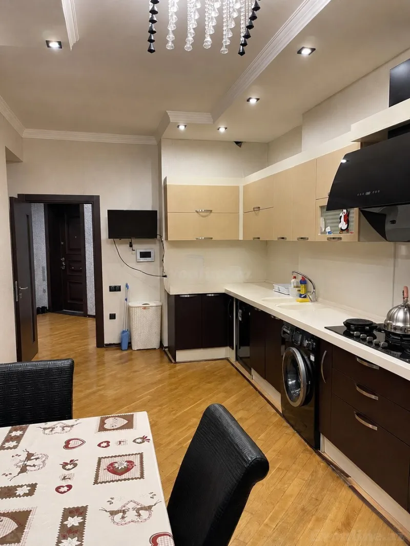 Satılır 3 otaqlı Mənzil Yeni tikili 154 m² Xətai r. - şəkil 12