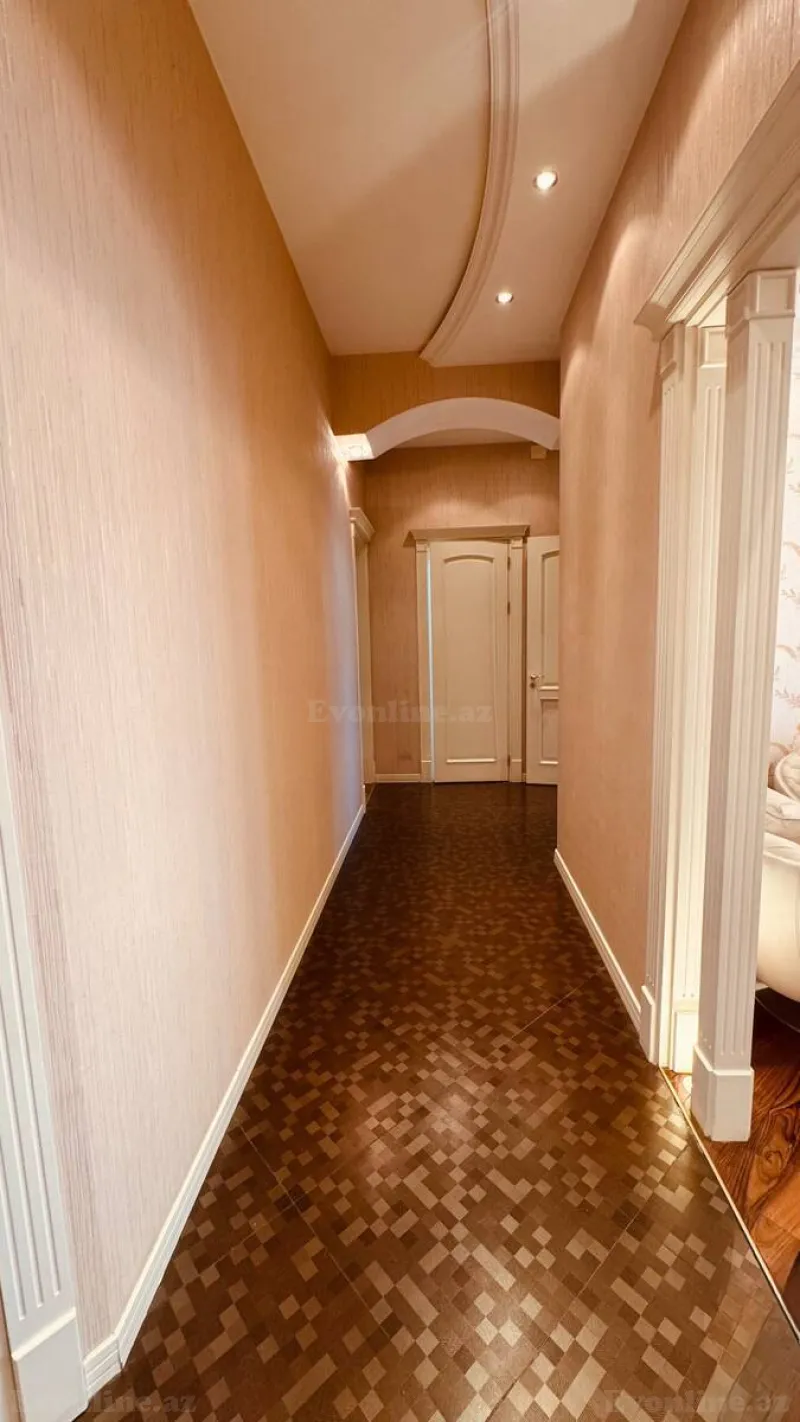 Satılır 3 otaqlı Mənzil Yeni tikili 120 m² Yasamal r. - şəkil 16