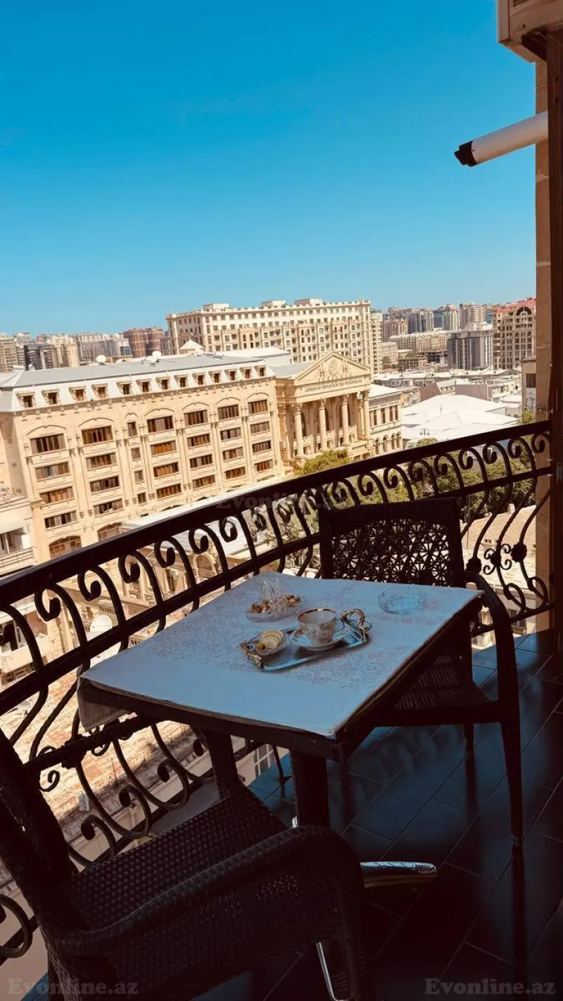 Satılır 3 otaqlı Mənzil Yeni tikili 120 m² Yasamal r. - şəkil 25