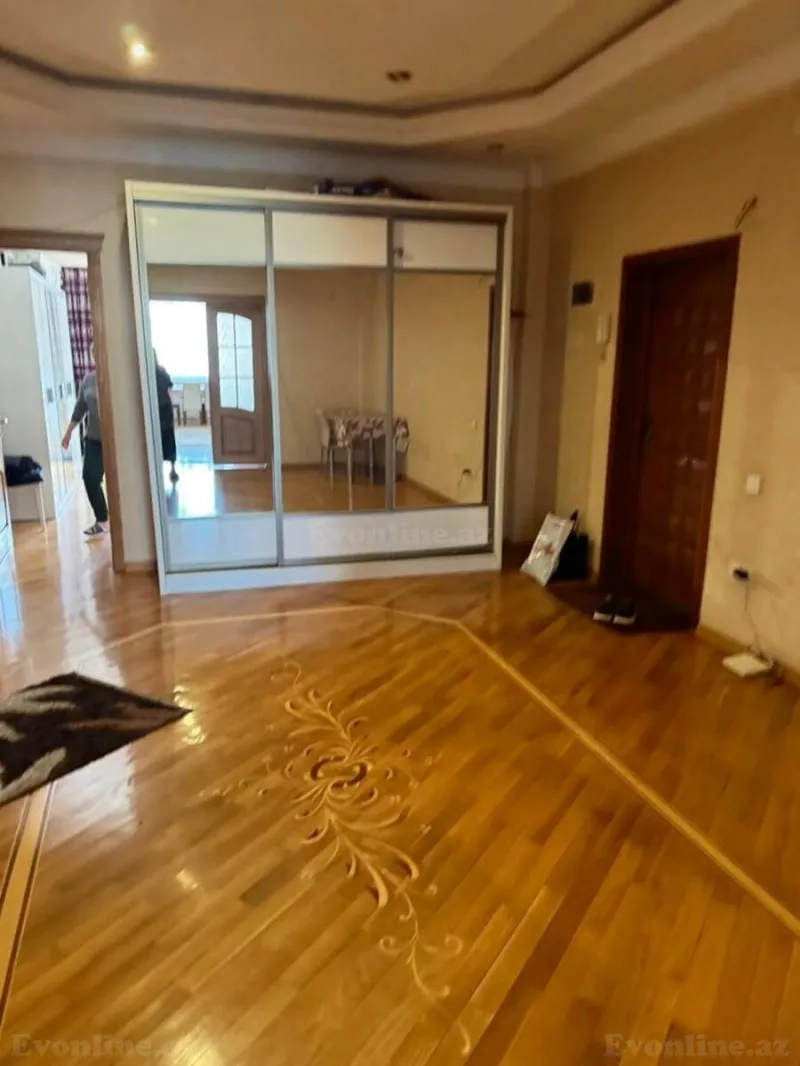 Satılır 3 otaqlı Mənzil Yeni tikili 162 m² Azadlıq prospekti m. - şəkil 2