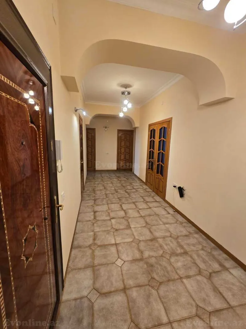 Kirayə verilir 3 otaqlı Mənzil Yeni tikili 125 m² 8 Noyabr m. - şəkil 14