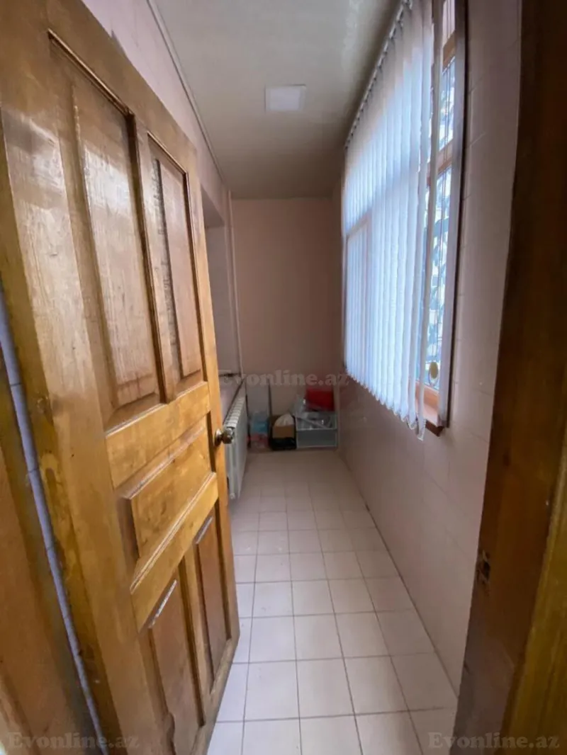 Kirayə verilir 4 otaqlı Mənzil Köhnə tikili 95 m² 8-ci mikrorayon - şəkil 7