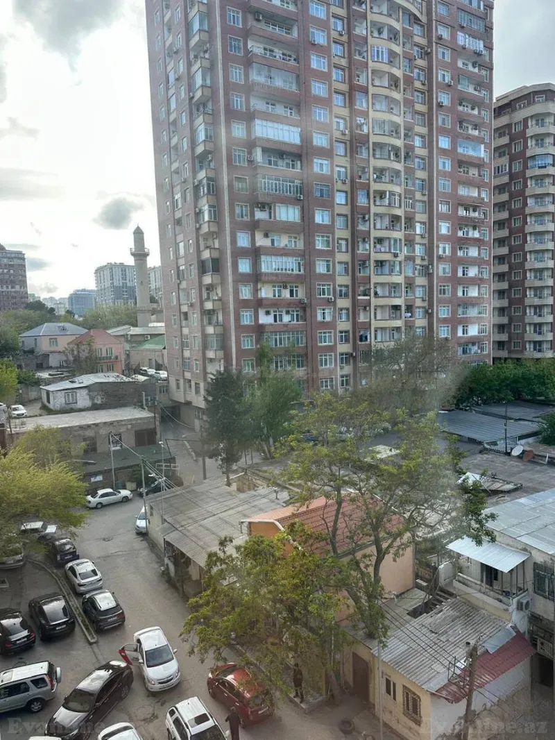 Satılır 3 otaqlı Mənzil Yeni tikili 110 m² 28 May m. - şəkil 8