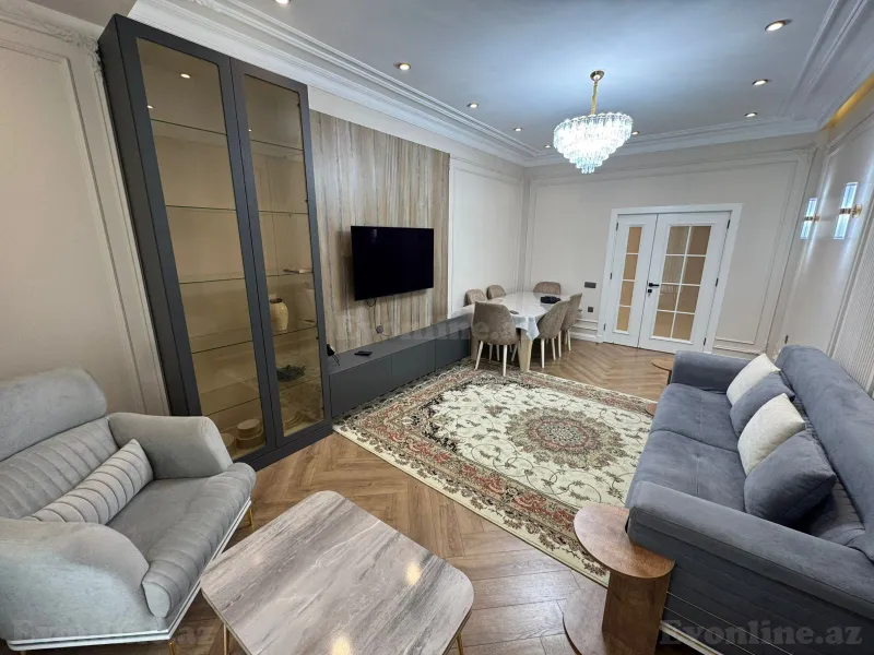 Satılır 4 otaqlı Mənzil Yeni tikili 131 m² Həzi Aslanov m. - şəkil 2