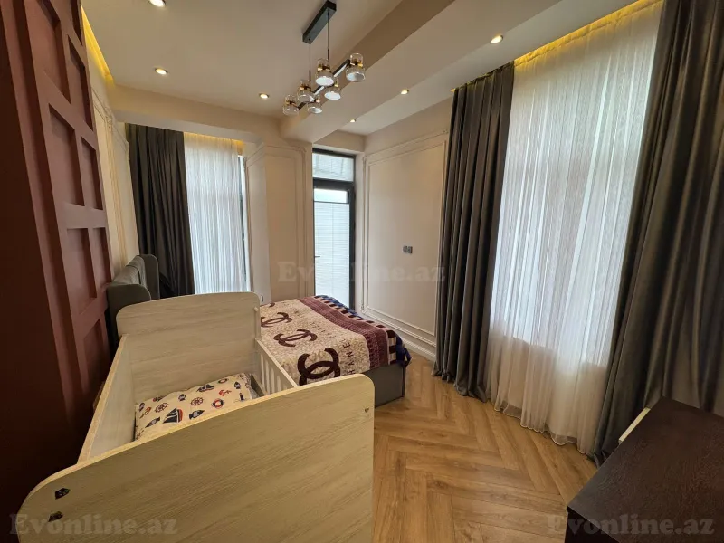 Satılır 4 otaqlı Mənzil Yeni tikili 131 m² Həzi Aslanov m. - şəkil 8