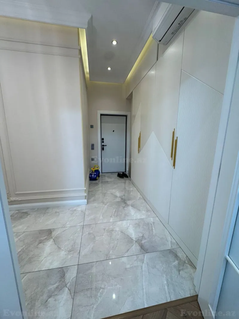 Satılır 4 otaqlı Mənzil Yeni tikili 131 m² Həzi Aslanov m. - şəkil 12
