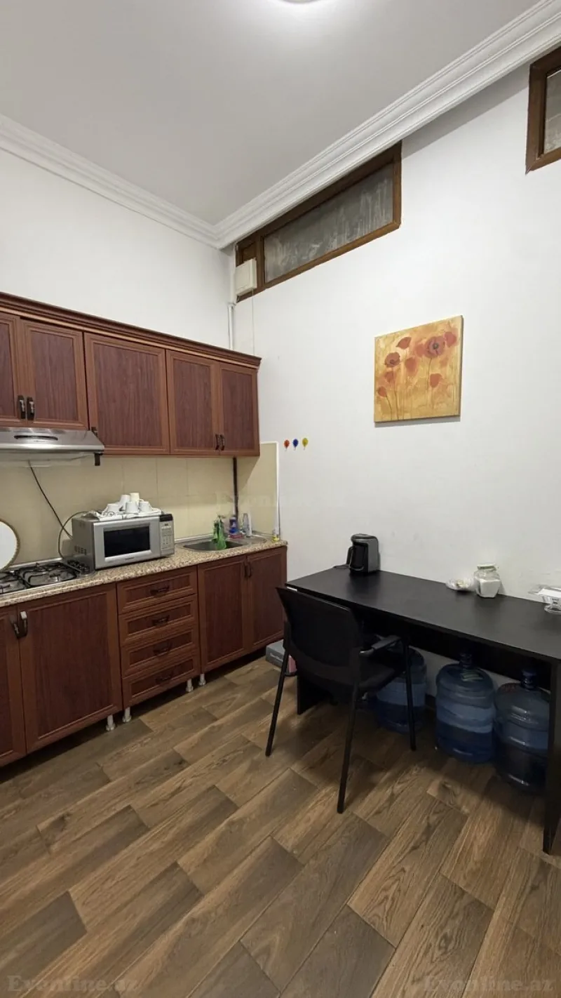 Kirayə verilir Ofis 50 m² 28 May m. - şəkil 7