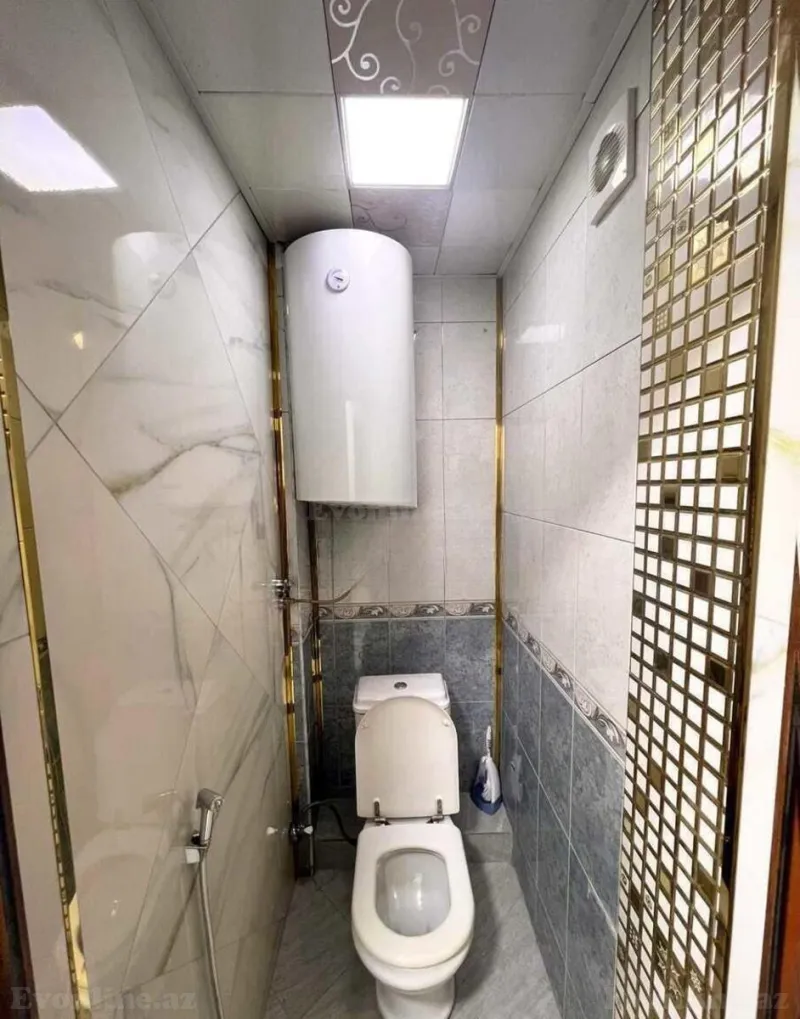 Satılır 2 otaqlı Mənzil Köhnə tikili 60 m² Gənclik m. - şəkil 15
