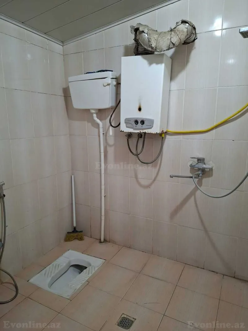 Kirayə verilir 2 otaqlı Həyət evi 100 m² Neftçilər m. - şəkil 9