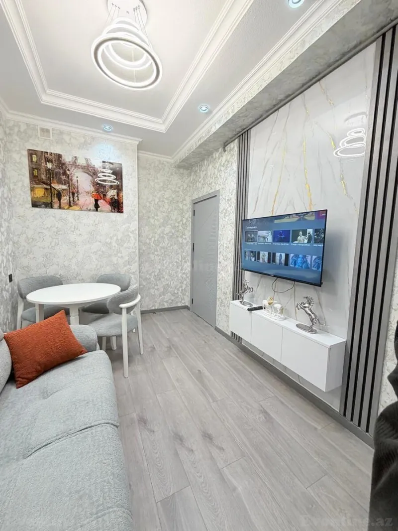 Satılır 2 otaqlı Mənzil Yeni tikili 47 m² Qara Qarayev m. - şəkil 3
