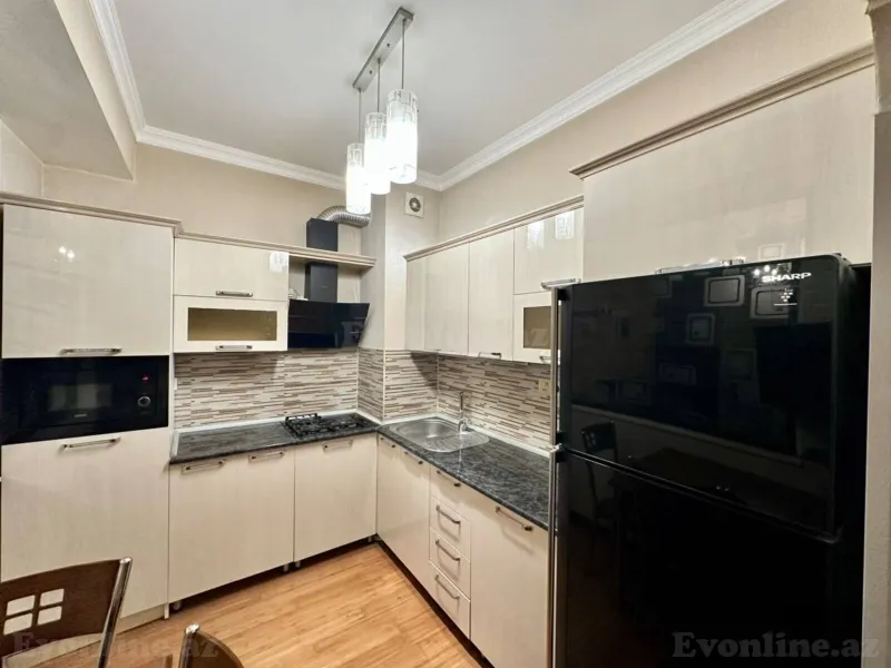 Kirayə verilir 2 otaqlı Mənzil Yeni tikili 65 m² İnşaatçılar m. - şəkil 11