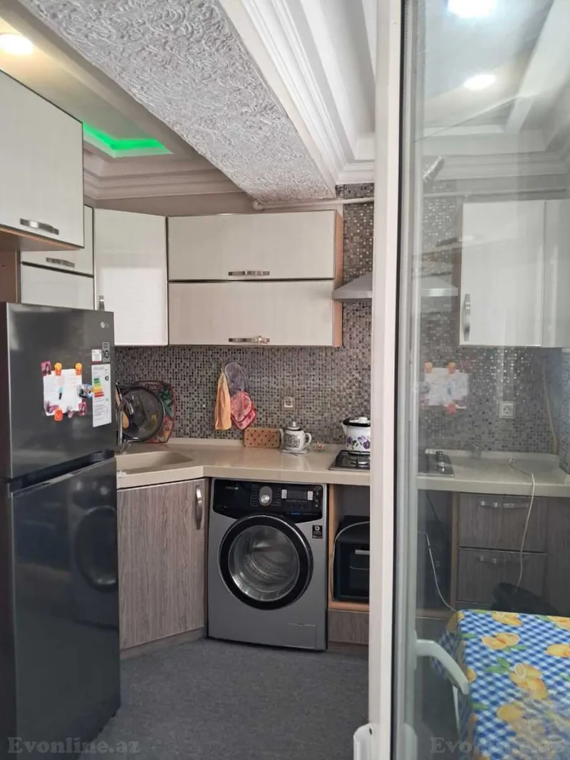 Satılır 2 otaqlı Mənzil Köhnə tikili 60 m² Yeni Yasamal - şəkil 4