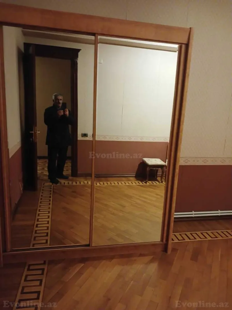 Kirayə verilir 3 otaqlı Mənzil Yeni tikili 130 m² Nərimanov r. - şəkil 15