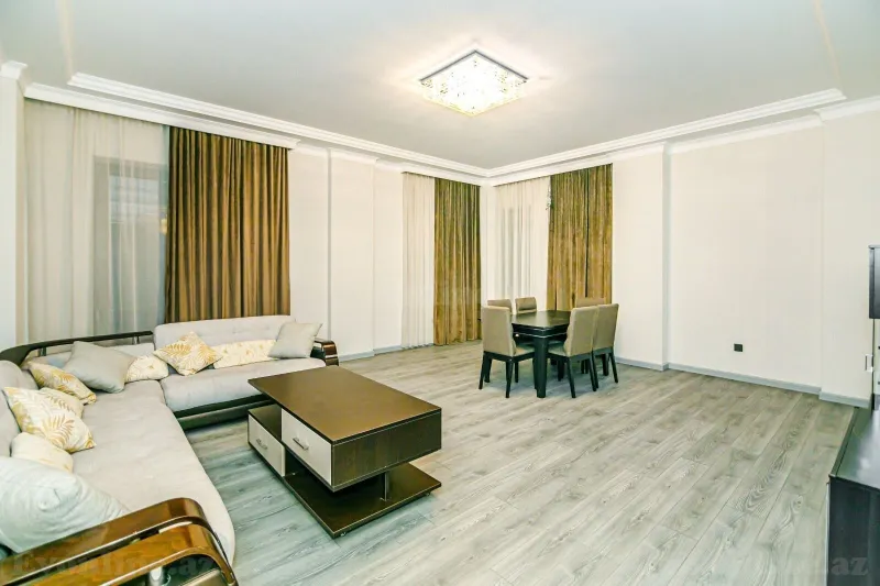 3 otaqlı Mənzil 120 m² Sahil m. Kirayə verilir