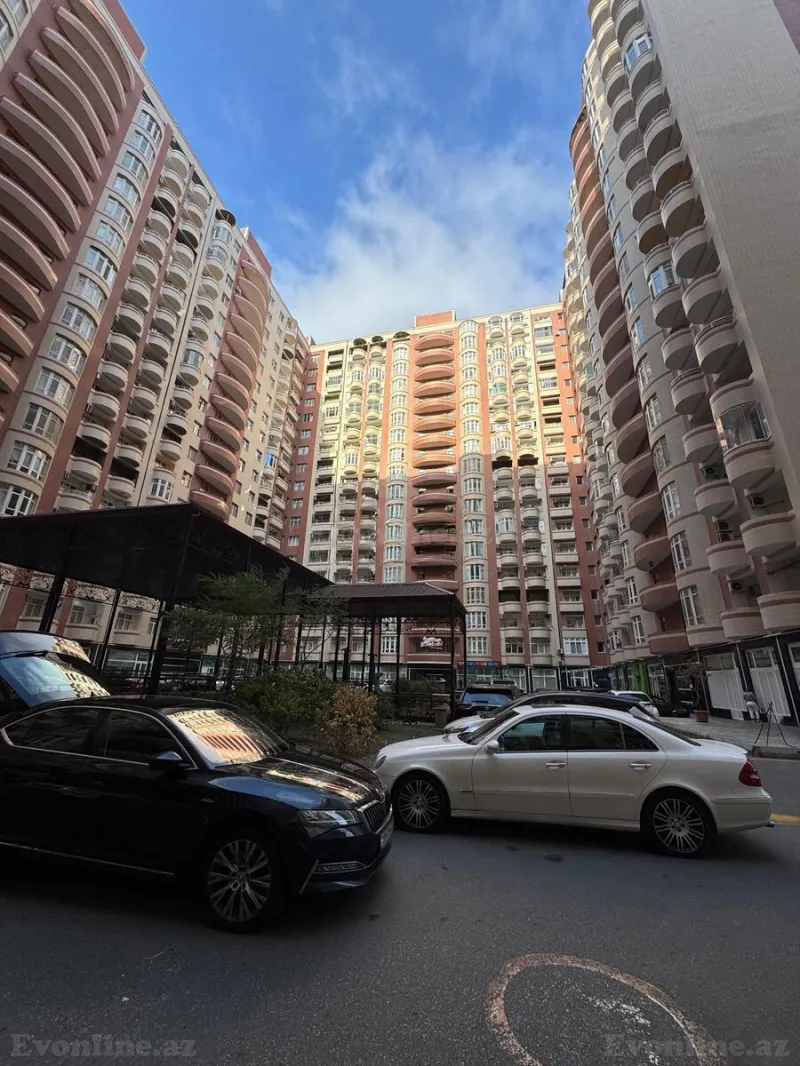 Satılır 3 otaqlı Mənzil Yeni tikili 100 m² Badamdar - şəkil 2