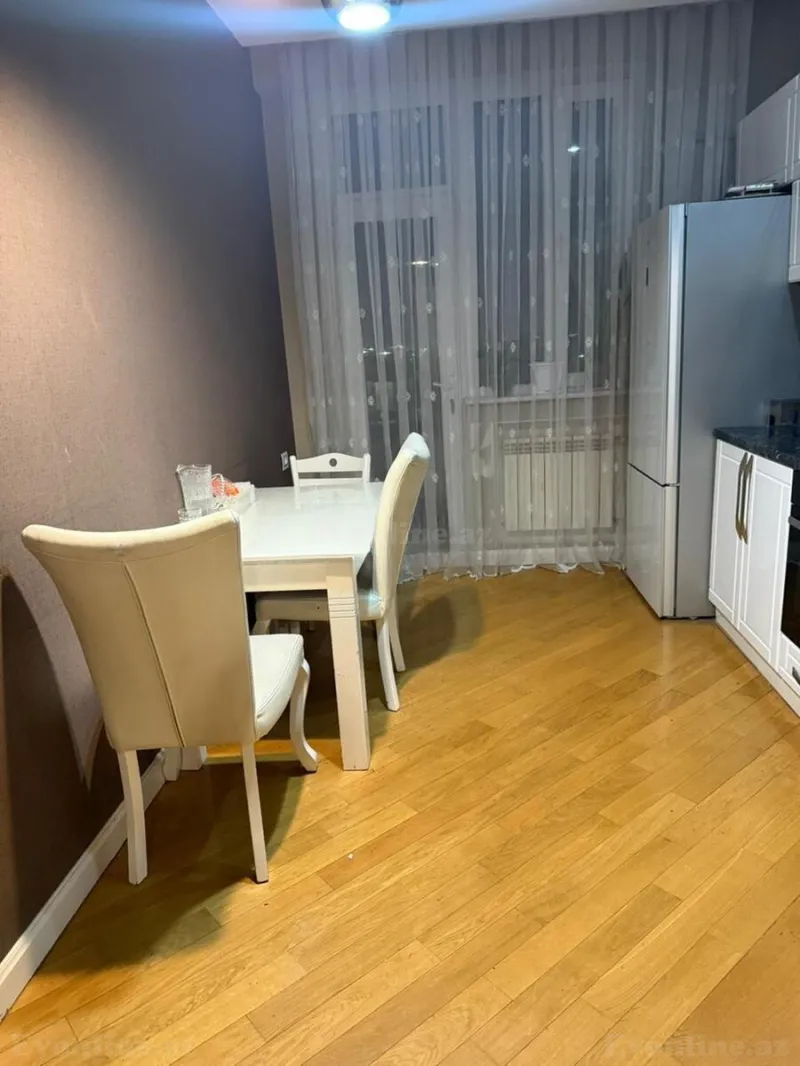 Kirayə verilir 4 otaqlı Mənzil Yeni tikili 140 m² 7-ci mikrorayon - şəkil 14