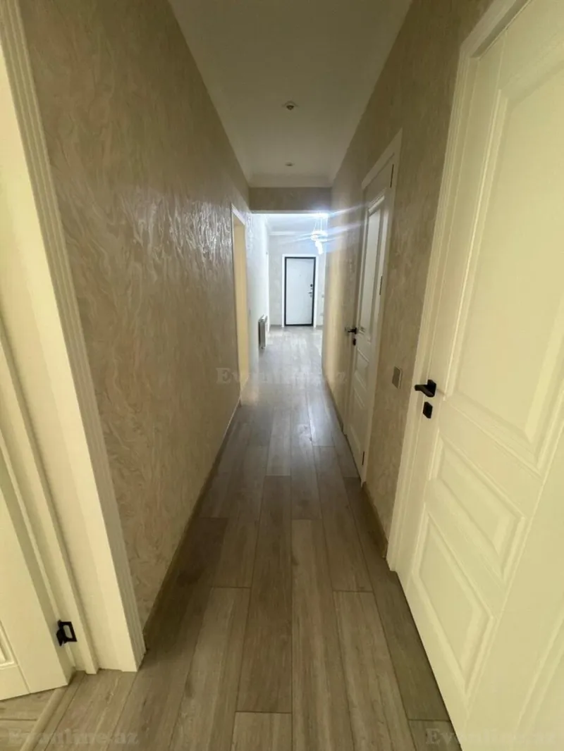 Kirayə verilir 3 otaqlı Mənzil Yeni tikili 134 m² Nəsimi r. - şəkil 9