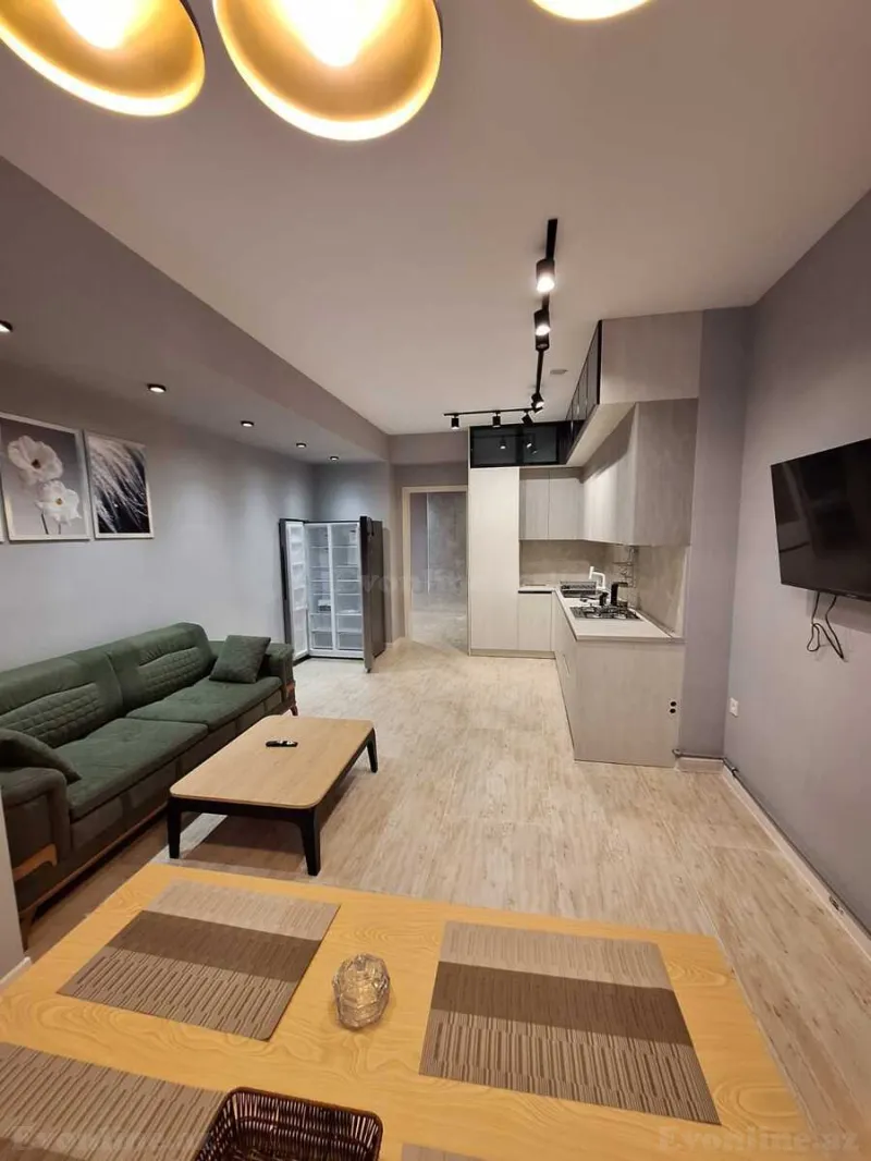 Kirayə verilir 3 otaqlı Mənzil Yeni tikili 130 m² Xətai r. - şəkil 10