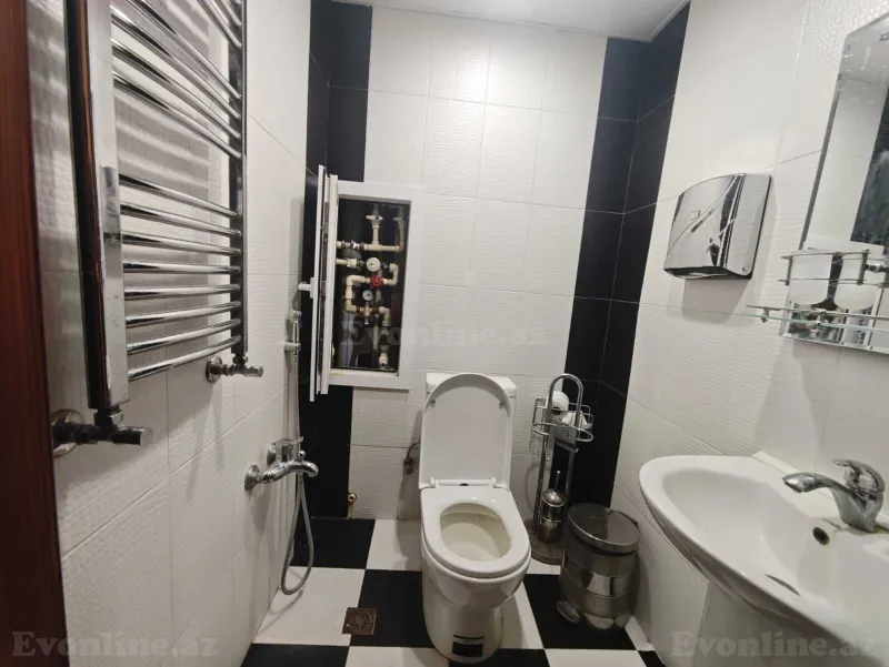 Kirayə verilir 3 otaqlı Mənzil Yeni tikili 90 m² İnşaatçılar m. - şəkil 2