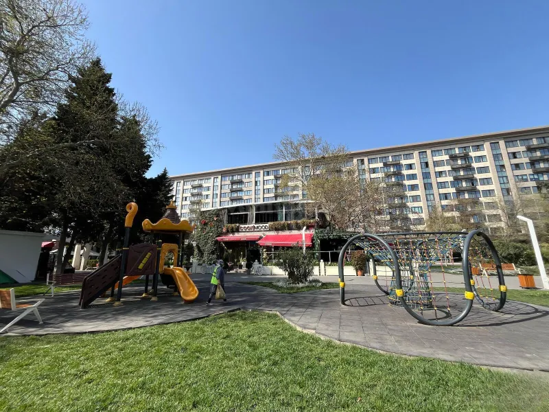 Satılır 3 otaqlı Mənzil Köhnə tikili 100 m² Gənclik m. - şəkil 2