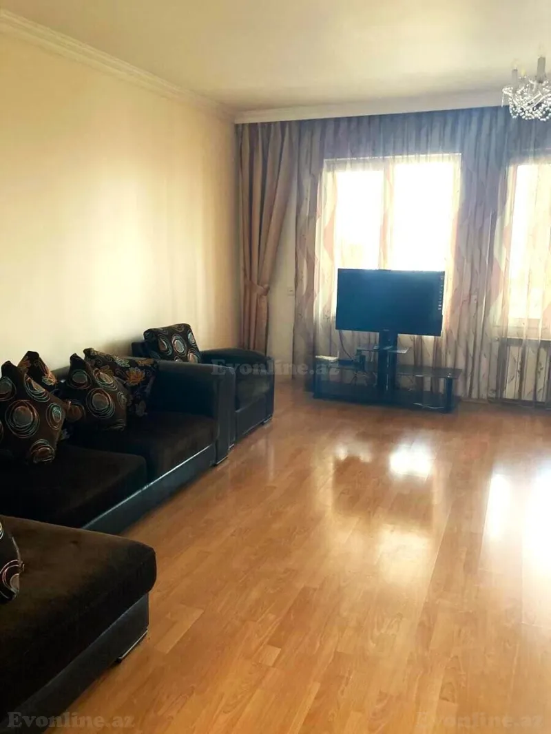 Satılır 3 otaqlı Mənzil Köhnə tikili 100 m² Gənclik m. - şəkil 4
