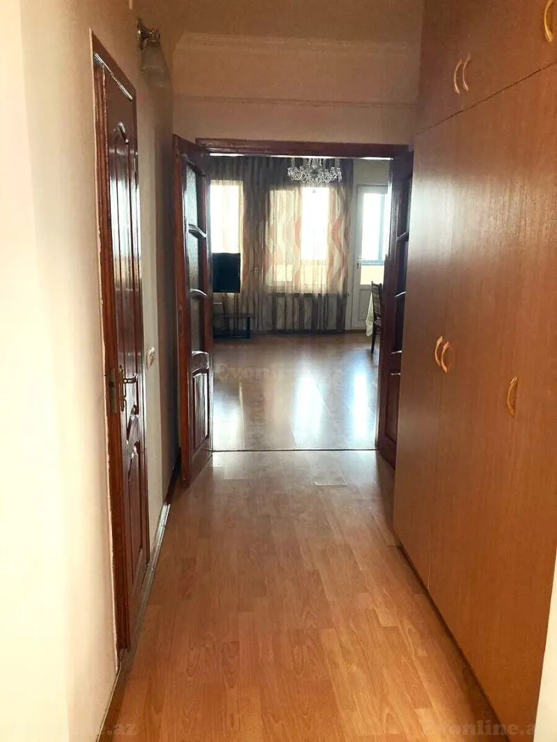Satılır 3 otaqlı Mənzil Köhnə tikili 100 m² Gənclik m. - şəkil 5