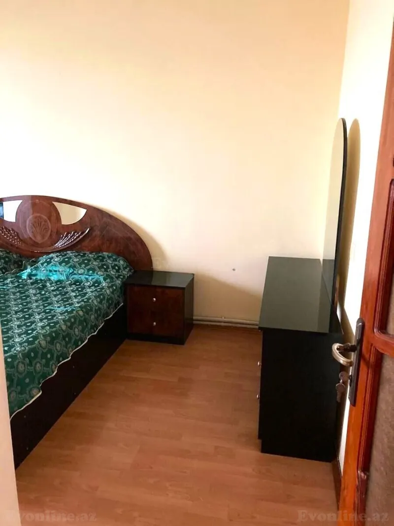 Satılır 3 otaqlı Mənzil Köhnə tikili 100 m² Gənclik m. - şəkil 7
