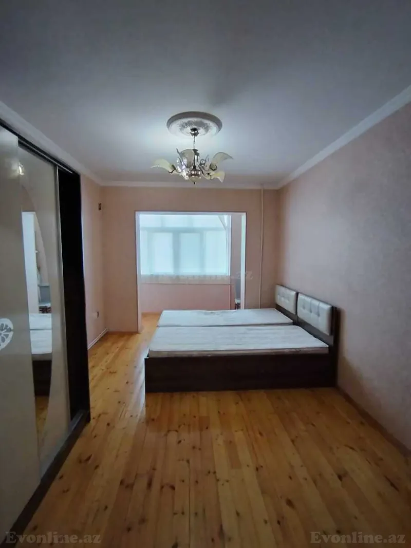 Satılır 3 otaqlı Mənzil Köhnə tikili 80 m² Xətai r. - şəkil 5