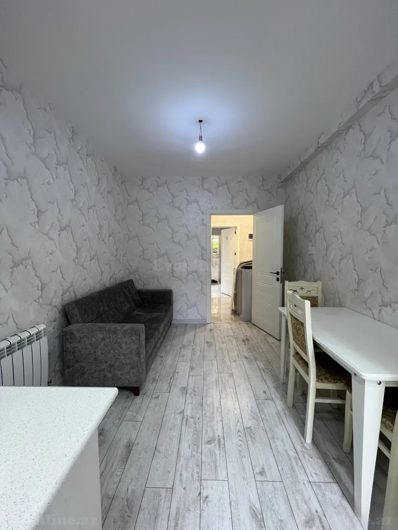Satılır 2 otaqlı Mənzil Köhnə tikili 48 m² İnşaatçılar m. - şəkil 2