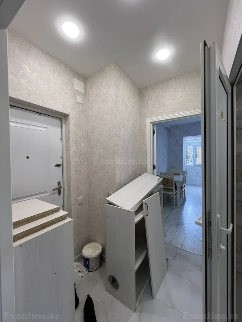 Satılır 2 otaqlı Mənzil Köhnə tikili 48 m² İnşaatçılar m. - şəkil 7