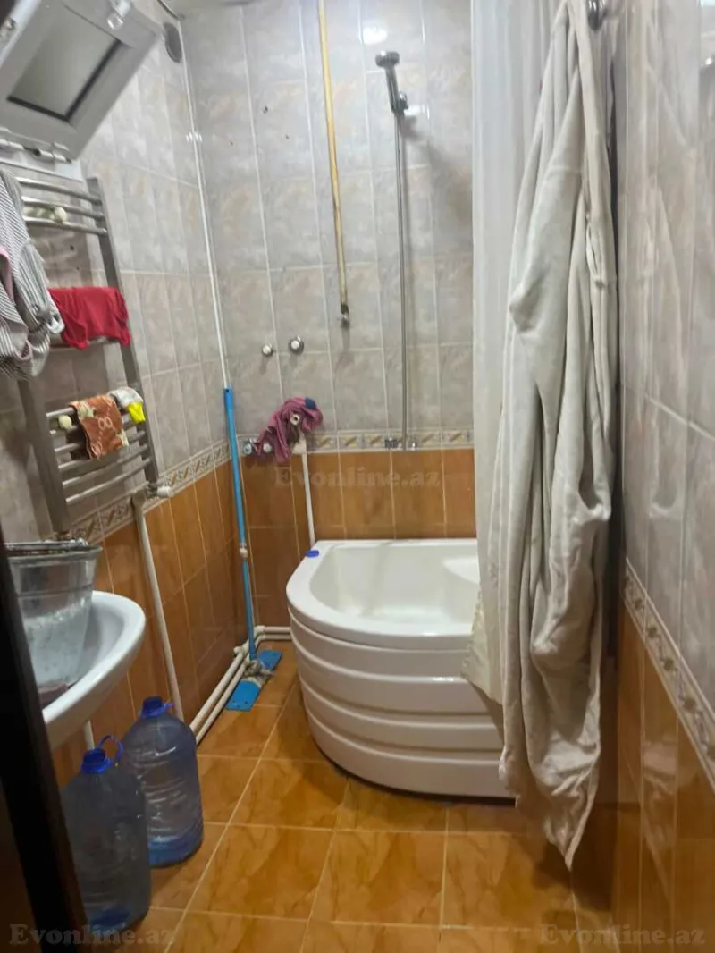 Kirayə verilir 2 otaqlı Mənzil Köhnə tikili 55 m² Həzi Aslanov m. - şəkil 6