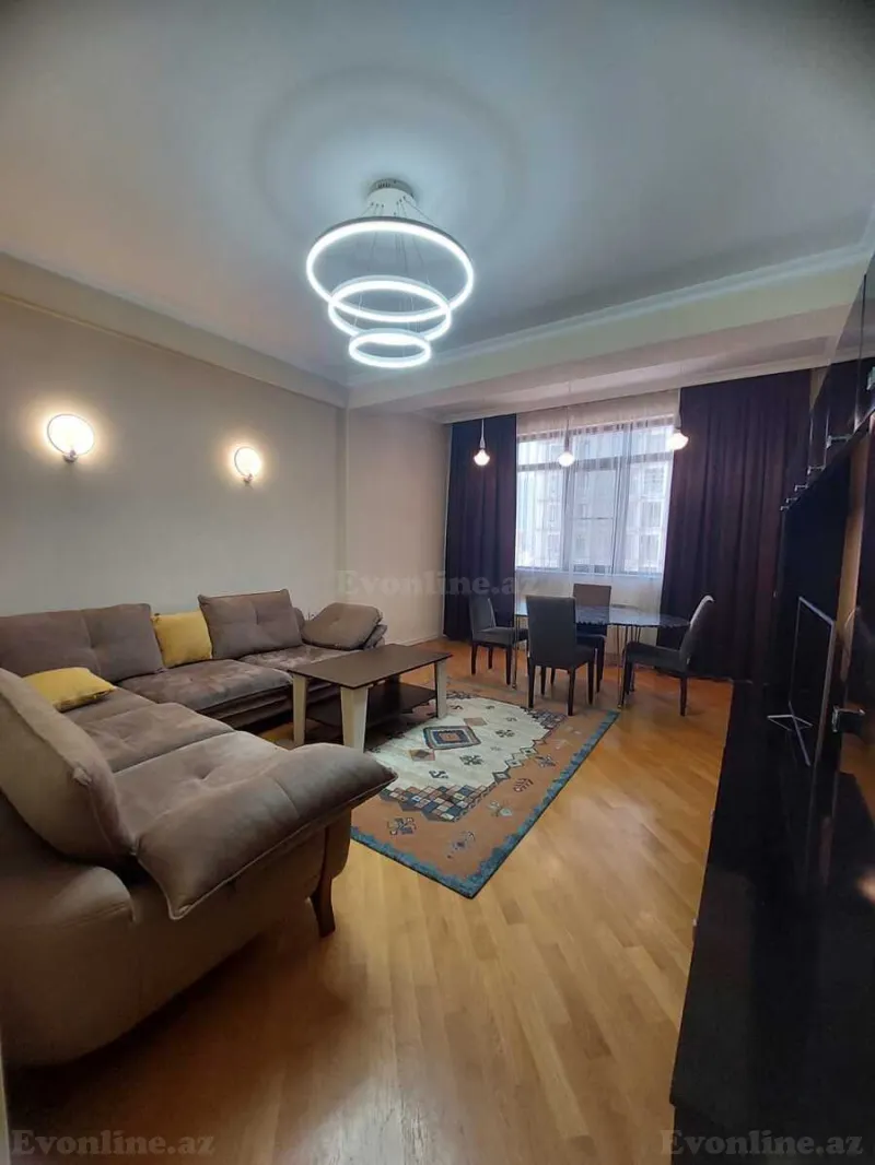 2 otaqlı Mənzil 75 m² 28 May m. Kirayə verilir