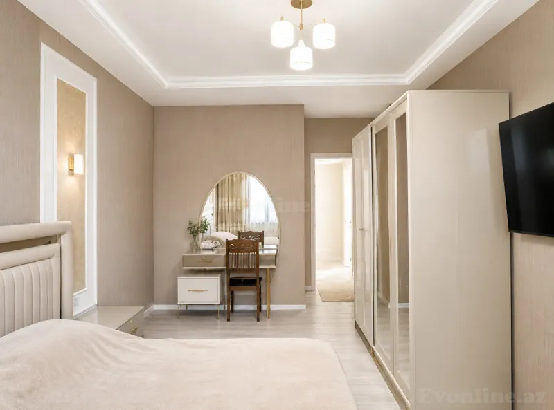 Satılır 8 otaqlı Həyət evi 240 m² Nəsimi m. - şəkil 2
