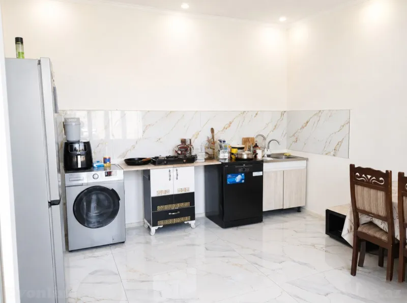 Satılır 8 otaqlı Həyət evi 240 m² Nəsimi m. - şəkil 10