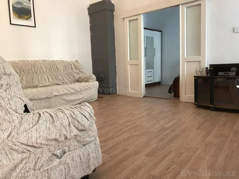 Kirayə verilir 2 otaqlı Mənzil Köhnə tikili 50 m² Səbail r. - şəkil 4