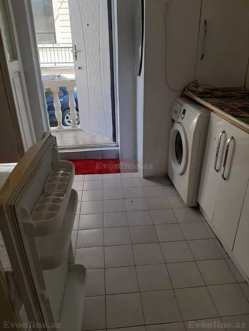 Kirayə verilir 2 otaqlı Mənzil Köhnə tikili 50 m² Səbail r. - şəkil 11